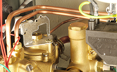 bx pt 4707518dhwsensingpipes-350.jpg